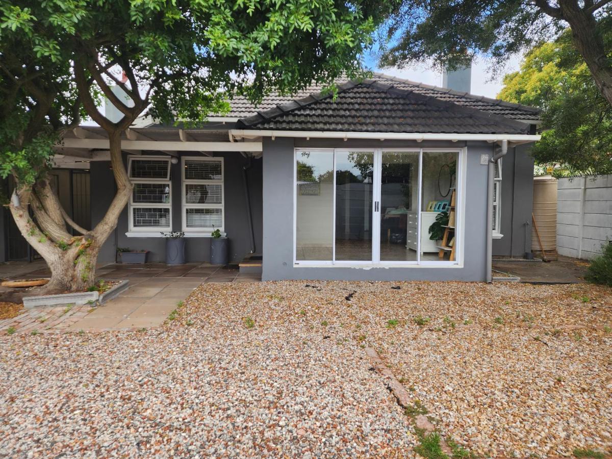 Calmness In Claremont Villa Cape Town Exterior photo